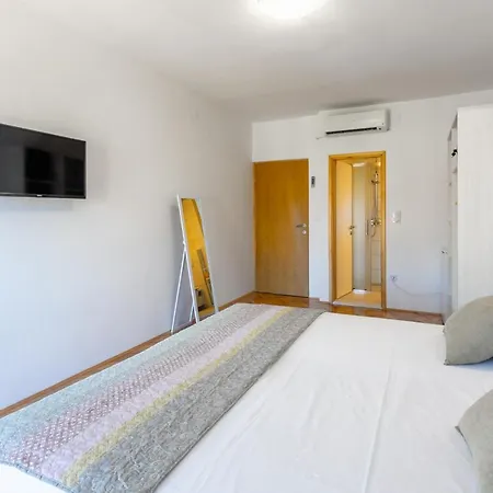 Apartment Luksa - Zf Hvar *